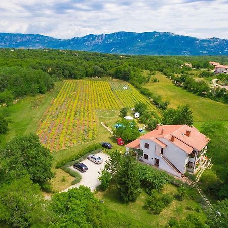 Apartments Valoda Nedeščina Eksteriør billede