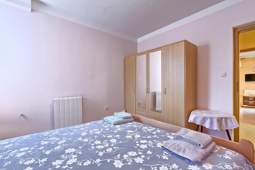 Apartments Valoda Nedeščina Eksteriør billede