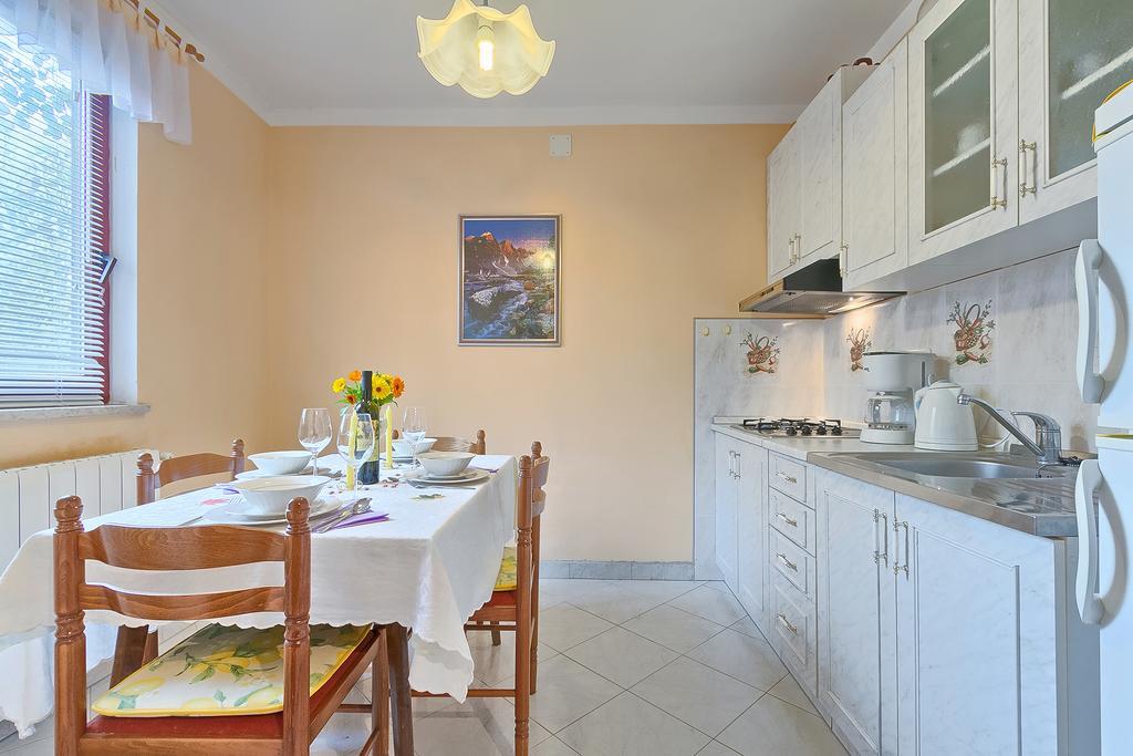 Apartments Valoda Nedeščina Eksteriør billede